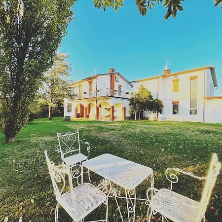 Casa Mora Alojamento de Acomodação e Pequeno-almoço 3*