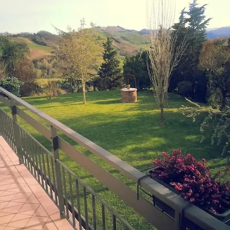 Casa Mora Alojamento de Acomodação e Pequeno-almoço 3*